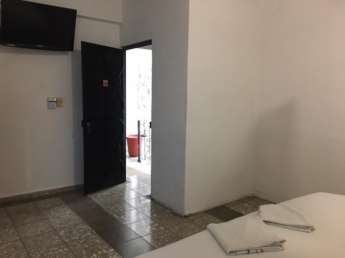 Hotel Mexicali Colima Exterior foto